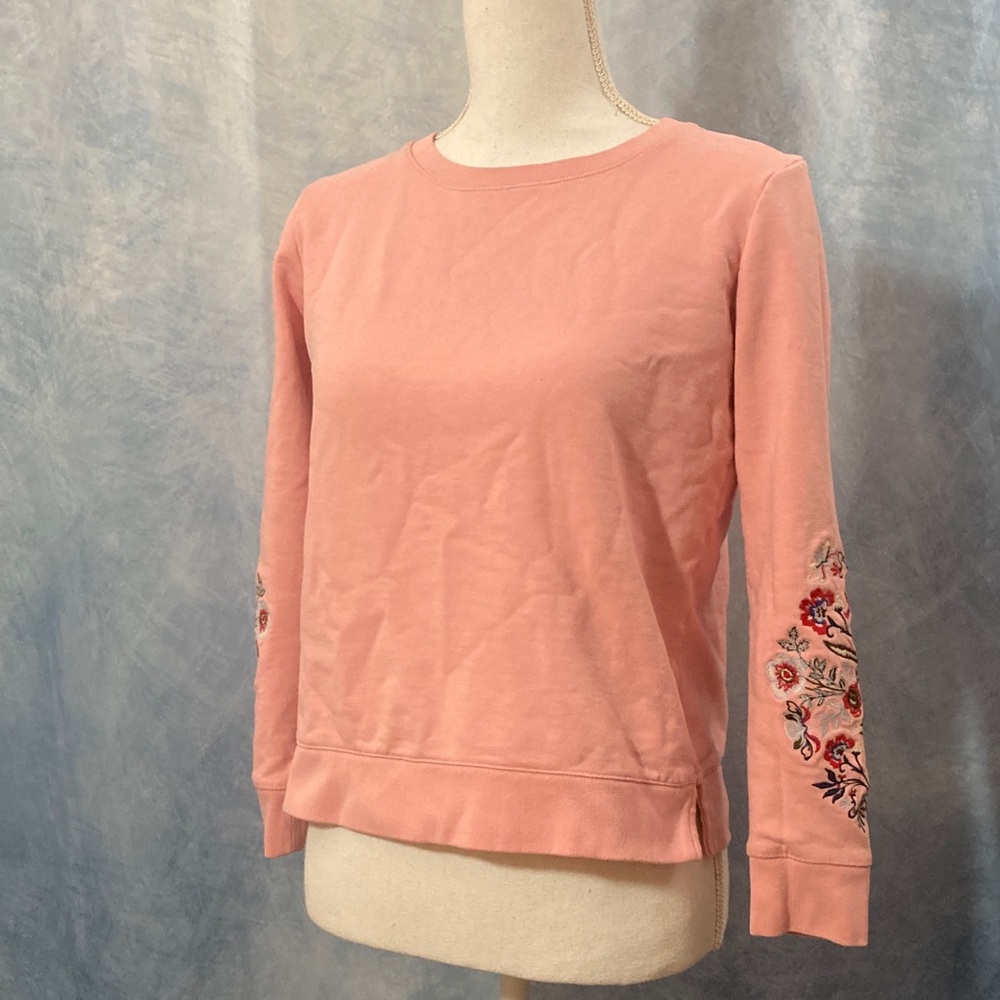 😍Best Price😍 Talbots Pink Cropped Sweatshirt Floral Embroidery Cottagecore
